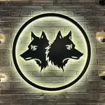 Dos Lobos Empanada Bar